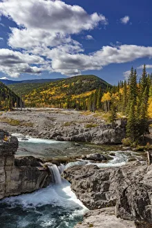 Elbow Falls in autumn in Kananaskis Country, Alberta, Canada