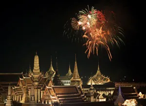 Images Dated 17th May 2007: Emerald Palace during comermoration of King Bumiphols 50th anniversary of ascent to throne