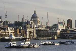 Thames River Prints: ENGLAND-London: View towards St. Pauls Cathedral along Thames River / Morning