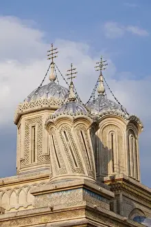Images Dated 15th September 2009: Episcopal Cathedral of Curtea de Arges is one of the most important examples of religious