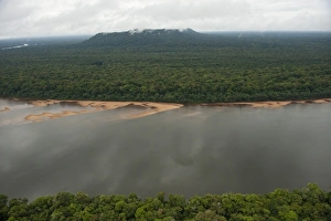 Images Dated 16th December 2009: Essequibo River, longest river in Guyana