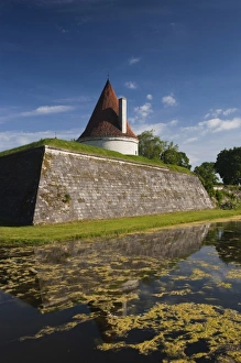 Images Dated 6th June 2010: Estonia, Western Estonia Islands, Saaremaa Island, Kuressaare, Kuressaare Castle
