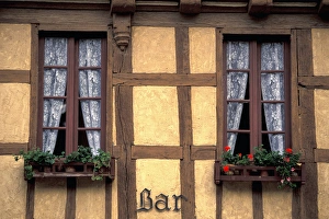 French Culture Prints: EU, France, Brittany, Morbihan, Auray. Quartier St. Goustan, building details