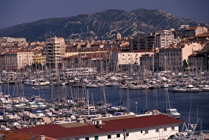 Images Dated 31st May 2005: EU, France, Provence, Bouches-du-Rhone, Marseille. Vieux Port in daytime