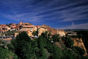 Hilltop Prints: EU, France, Provence, Vaucluse, Roussillon. Town view from Chausee des Geants
