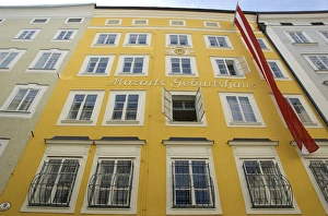 Images Dated 28th April 2009: Europe, Austria, Salzburg Stadt, Salzburg, Mozarts House, museum