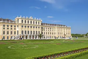 Europe, Austria, Vienna, Schonbrunn Palace, garden