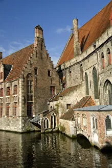 Images Dated 15th April 2008: Europe, Belgium, Brugge (aka Brug or Bruge). Historic Brugge, UNESCO World Heritige Site