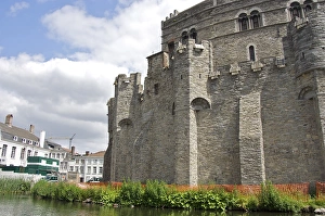 Images Dated 4th June 2009: Europe, Belgium, Ghent. Gravensteen, the Castle of the Counts of Flanders, originally