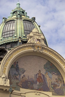 Images Dated 28th January 2004: Europe, Czech Republic, Cent. Bohemia, Prague (Praha) Old Town; Municipal House exterior