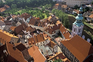 Images Dated 5th January 2004: Europe, Czech Republic, South Bohemia, Cesky Krumlov Town view from Round Tower