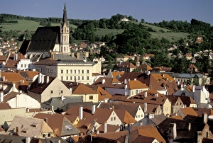 Images Dated 5th January 2004: Europe, Czech Republic, South Bohemia, Cesky Krumlov Town view from Krumlov Chateau