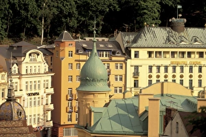 Images Dated 5th January 2004: Europe, Czech Republic, West Bohemia, Karlovy Vary (Carlsbad) I. P. Pavlova St