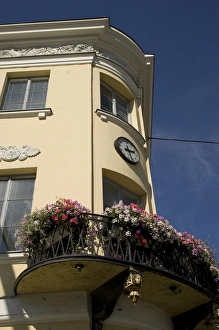 Images Dated 19th August 2006: Europe, Finland, Helsinki. Building with flower boxes. Credit as: Nancy & Steve Ross
