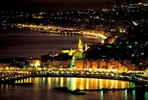 Images Dated 10th April 2006: Europe, France, Cote D Azur, Menton. Town view at night