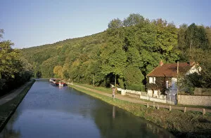Images Dated 16th June 2004: Europe, France, Cote d Or Burgundy canal with tourist barge