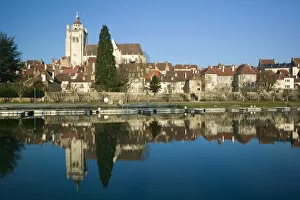 Images Dated 9th February 2005: Europe, France, Jura-DOLE: Town View with Collegiale Notre Dame Church (16th century)
