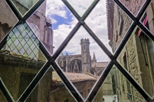 Images Dated 17th May 2015: Europe, France, Languedoc-Roussillon, ancient fortified city of Carcassonne, UNESCO