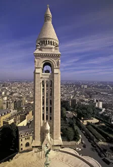 Images Dated 13th July 2004: Europe, France, Paris, Montmartre, Basilique du Sacre-Coeur