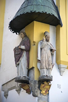 Images Dated 27th April 2009: Europe, Germany, Bavaria, Passau, religious sculpture on building corner
