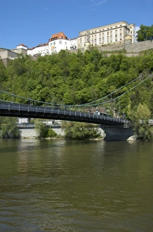 Europe, Germany, Bavaria, Passau, Oberhaus Fortress, suspension bridge