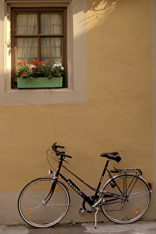 Images Dated 23rd August 2006: Europe, Germany, Bayern, Rothenberg Ob Der Tauber. Bicycle details