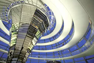Images Dated 23rd August 2006: Europe, Germany, Berlin. The Reichstag, interior dome view in evening