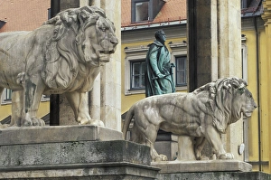 Images Dated 31st August 2011: Europe, Germany, Munich. Commanders Hall, Tilly monument