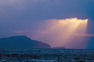 Images Dated 17th May 2010: Europe, Greece, Greek Island, Crete, Sunset just outside of the old harbor of Chania
