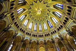 Images Dated 4th June 2009: Europe, Hungary, Budapest. Dome of the Parliament Building. Credit as: Jim Zuckerman