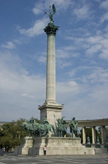 Images Dated 4th May 2009: Europe, Hungary, Budapest, monument in Heroes Square