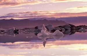Images Dated 13th December 2005: Europe, Iceland, Breioamerkurjokull glacier region