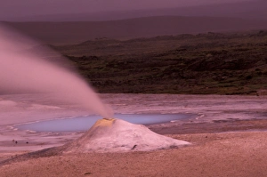 Images Dated 11th February 2005: Europe, Iceland, geothermal steam vents