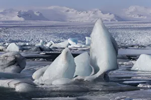 Images Dated 12th March 2015: Europe, Iceland, Southwest Iceland, Skaftafell National Park, Jokulsarlon lagoon
