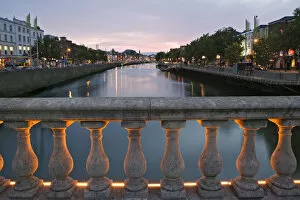 Europe, Ireland, Dublin. River Liffey at dusk
