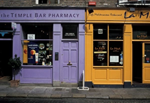 Europe, Ireland, Dublin. Temple Bar neighborhood