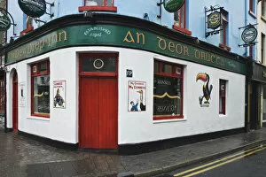 Images Dated 16th September 2007: Europe, Ireland, Galway City. Exterior of The Dew Drop Inn. Credit as: Dennis Flaherty