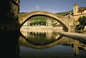 Images Dated 15th June 2011: Europe, Italy