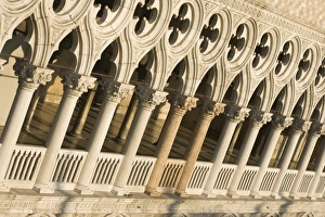 Images Dated 18th March 2005: Europe, Italy