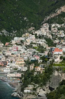 Images Dated 7th May 2005: Europe, Italy, Campania (Amalfi Coast), Positano: Town View from Amalfi Coast Road /
