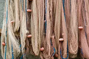 Images Dated 5th May 2005: Europe, Italy, Campania (Amalfi Coast) POSITANO: Fishing Nets / Spiaggia Grande