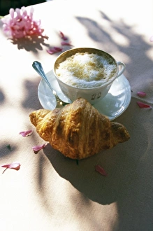 Europe, Italy, Liguria, Portofino. A morning cappuccino at Hotel Splendido