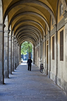 Images Dated 23rd May 2010: Europe; Italy; Lucca; Arched Hallway