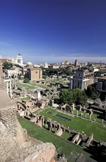 Europe, Italy, Rome. Foro Romano viewed from Monte Palatino
