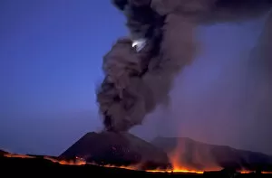 Images Dated 24th March 2005: Europe, Italy, Sicily, Mt. Etna. Summit vent