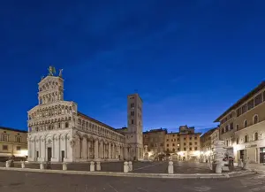 Images Dated 9th October 2011: Europe, Italy, Tuscany, Lucca, Piazza San Michele at Dawn
