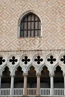 Images Dated 13th May 2010: Europe; Italy; Venice; Doges Palace In Afternoon Light