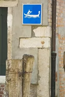 Europe, Italy, Venice, Sign Marking Gondolier Crossing