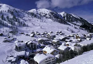 Images Dated 5th October 2004: Europe, Liechtenstein, Malbun. Ski resort, view of ski village