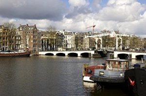 Europe, Netherlands, South Holland, Amsterdam, River Amstel, Magere Bridge